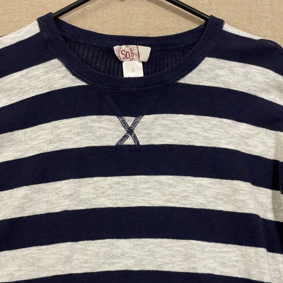 So Sweater Women's Small Blue & White Striped Light - Picture 2 of 11